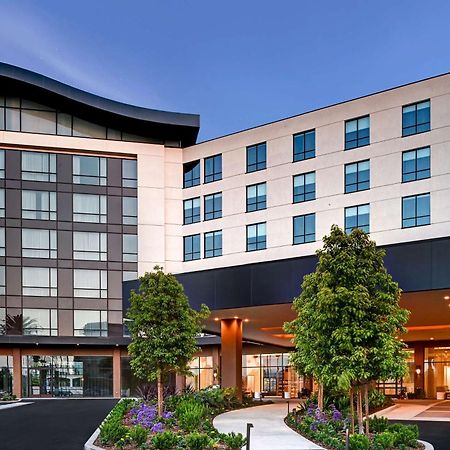 Hilton Garden Inn Anaheim Resort Exterior photo